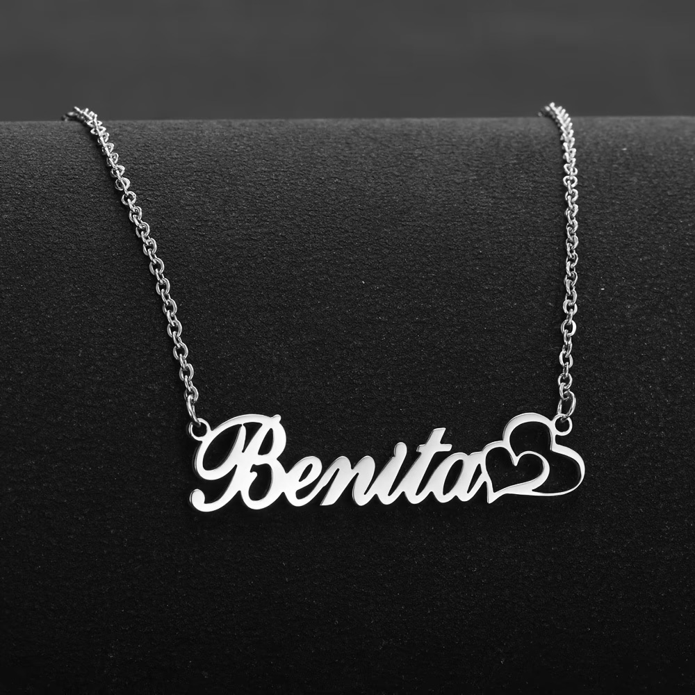 Women Fashion Names - Collana personalizzata con doppio cuore e